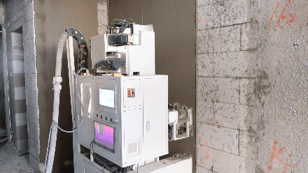 蔚建抹灰機器人施工作業
